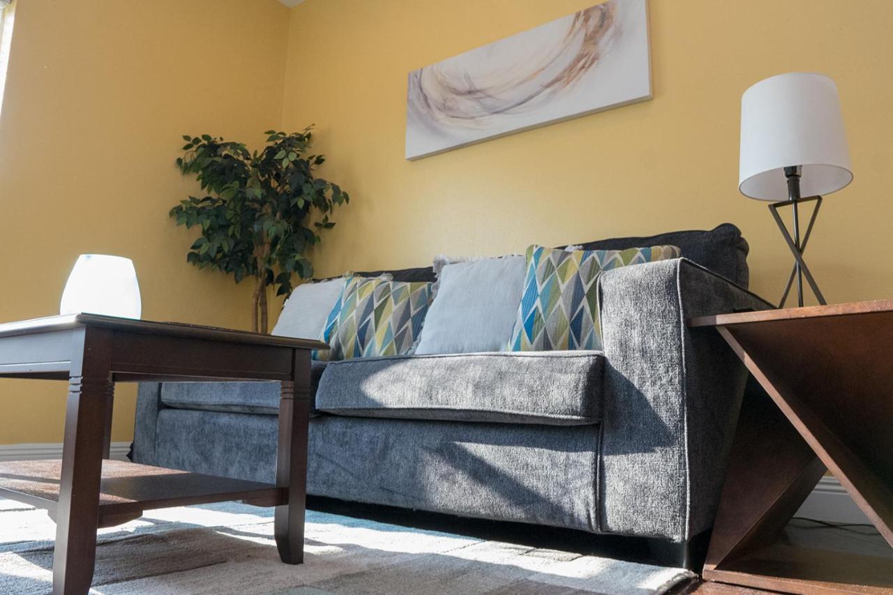Serene 3Br Apartment 4Tvs Free Wi-Fi & Parking -E- 모스포인트 외부 사진